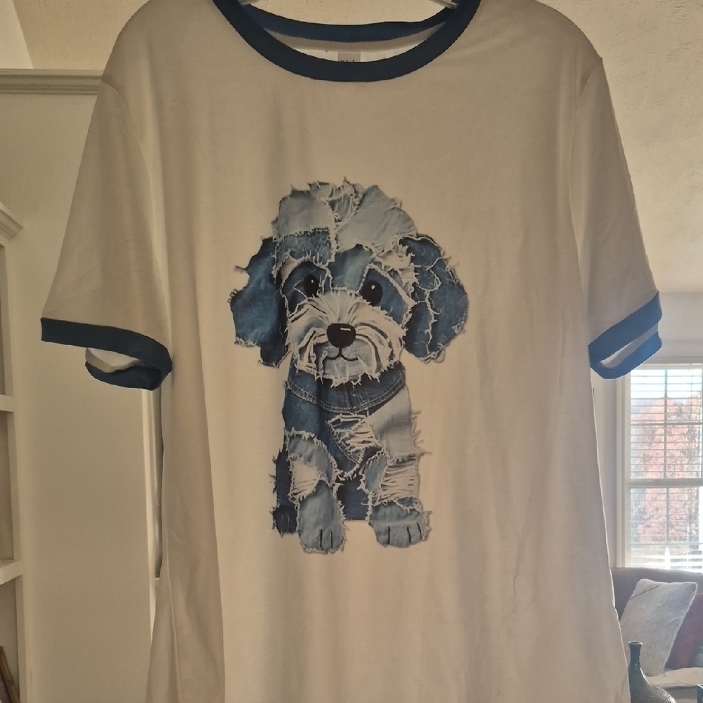 Charming Blue and White Adult Tshirt With A Dog On Front - Picture 2 of 6